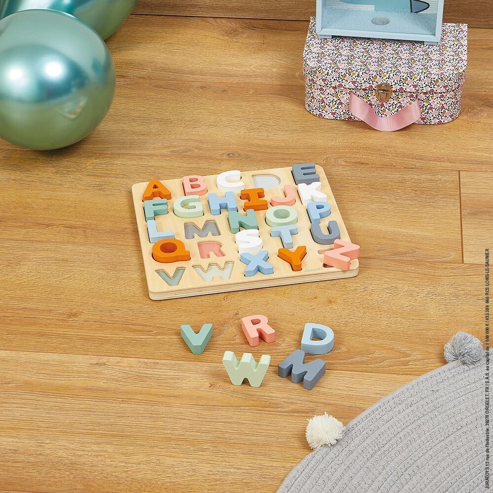 Janod - Sweet Cocoon Wooden Alphabet Learning Puzzle - Alphabet Learning - Stylish Stand-Up Letters - Enhances Language Skills, Boosts Self-Confidence - Includes Chalkboard Feature.