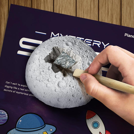 Mystery Space Dig Kit for Kids - 5-in-1 Solar System Excavation Toy with 5 Cosmic Treasures (Obsidian, Astronaut, Rocket, UFO, Footprint) - STEM Science Educational Gift for Boys & Girls