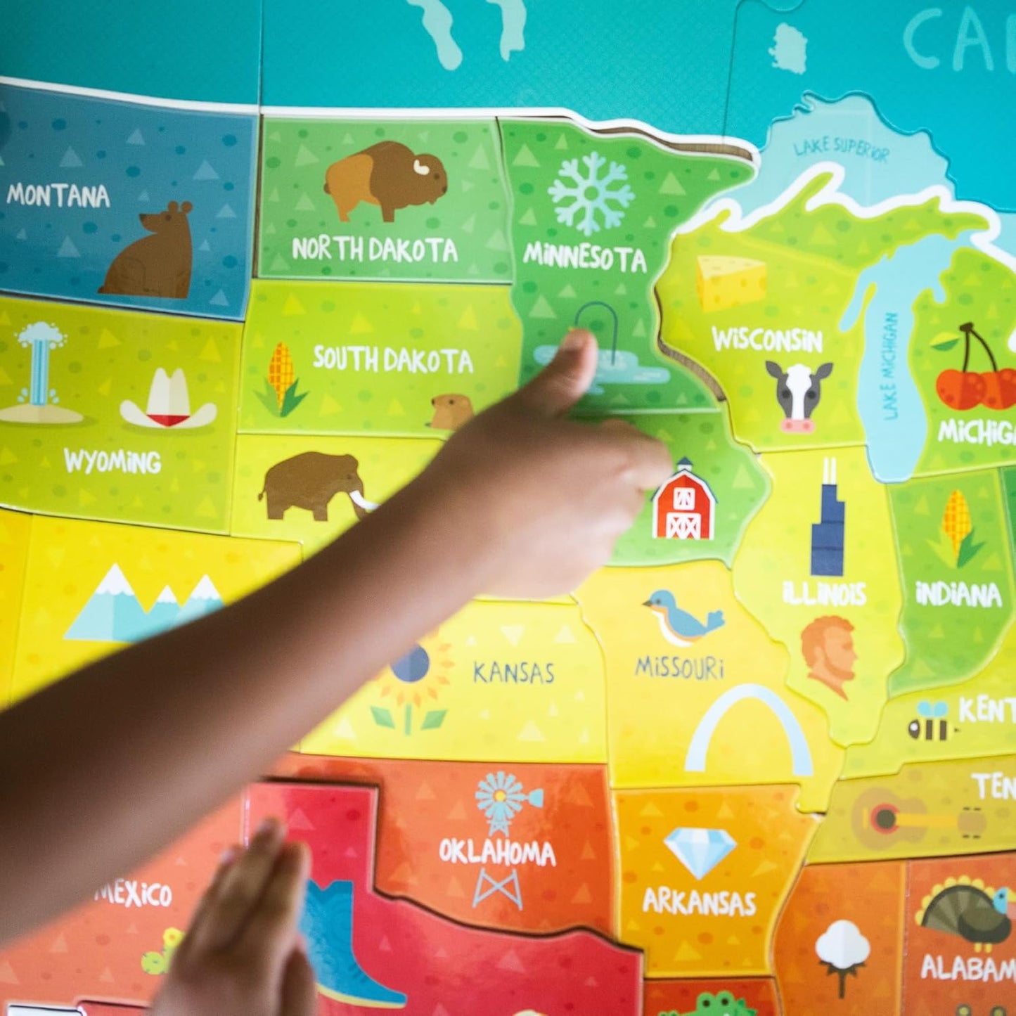 Chuckle & Roar - USA Map Floor Puzzle for Kids - Giant Puzzle with 50 State-Shaped Pieces - Educational Geography Puzzle for Preschool Hands - 3 ft x 2 ft Jumbo America Puzzle Ages 4+