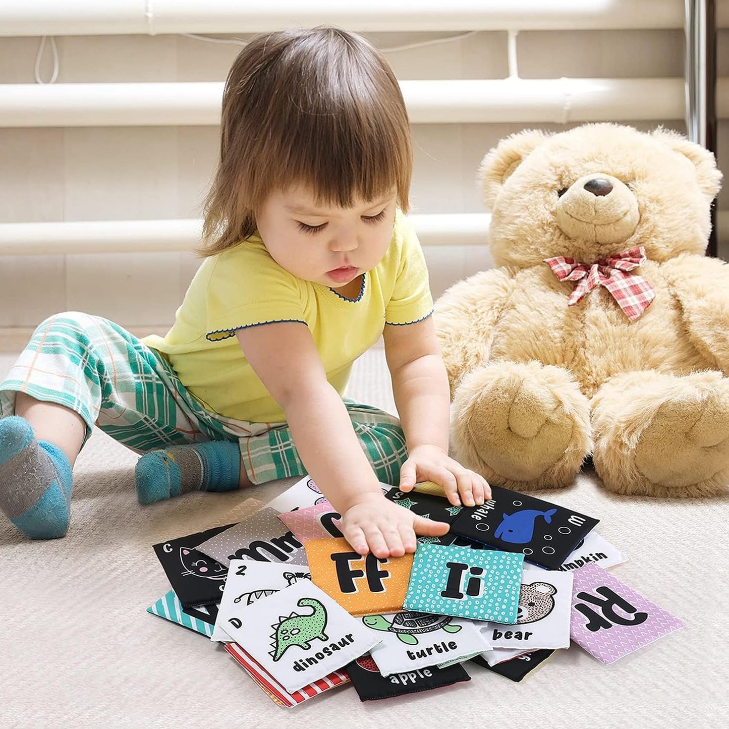 The Peanutshell Baby Soft Alphabet Flash Cards - Cloth ABC Book for Babies & Toddlers, 26 Fabric Tiles, Infant to 36 Months Baby Books With Bag
