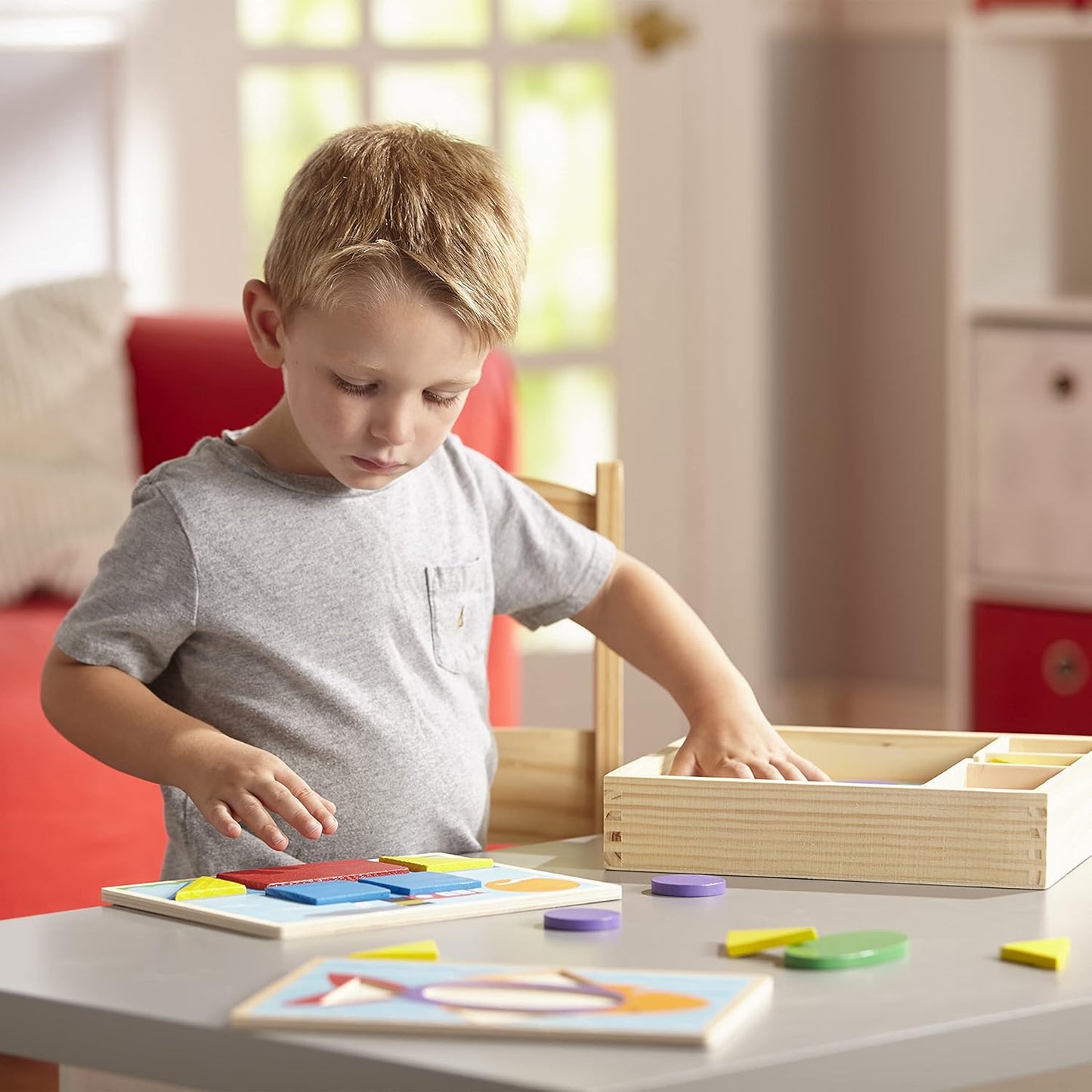 Melissa & Doug Beginner Wooden Pattern Blocks Educational Toy (5 Double-Sided Scenes and 30 Shapes, Great Gift for Girls and Boys - Best for 3, 4, and 5 Year Olds)