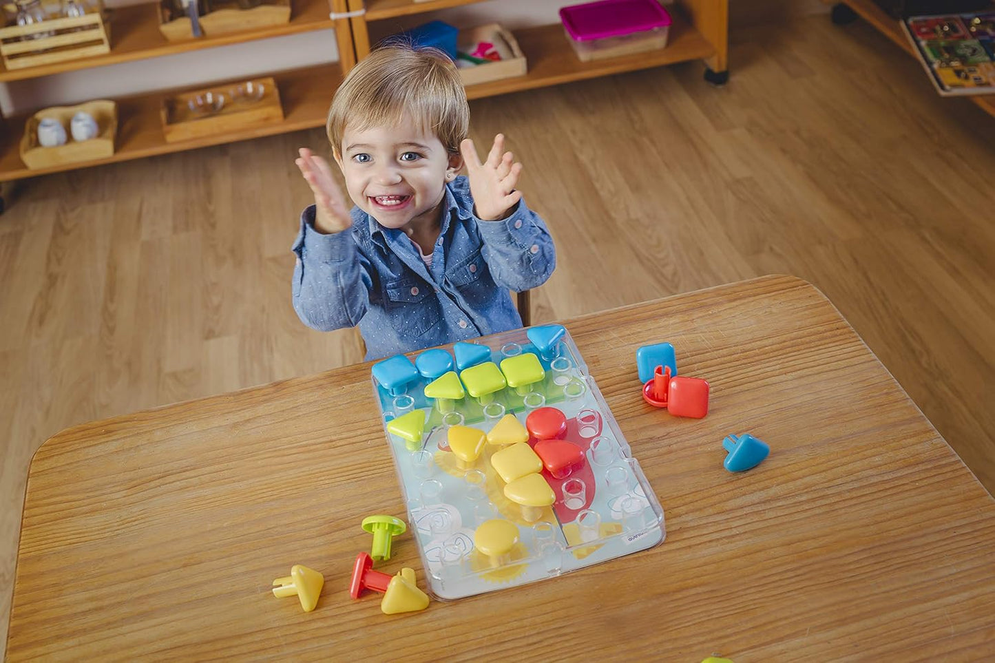 Miniland Giant Super Pegs Color Pegboard