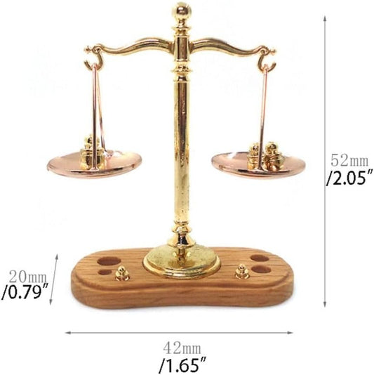 Leadigol Miniature Metal Vintage Balance Scale, 5.2x4.2x2cm Mini Balance Justice Law Scale Figurine, 1: 12 Scale Mini Simulation Justice Scale Model Home Decor(Copper)