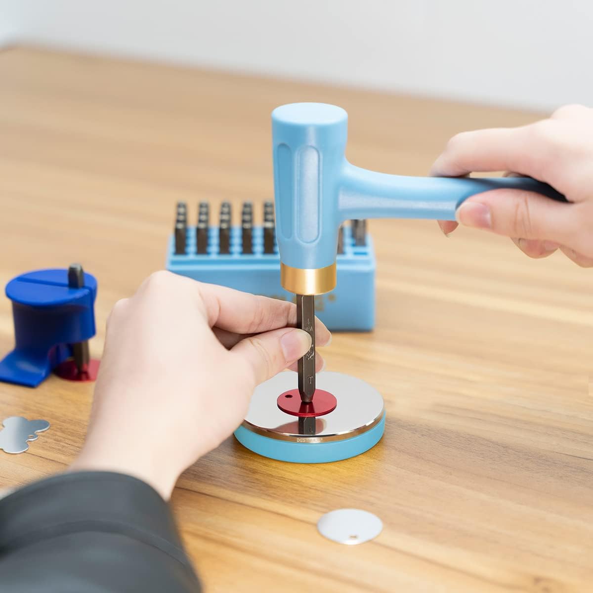 BESTNULE Professional Steel Bench Block, Covered with TPR Soft Plastic at the Bottom, Metal Stamping Table Mirror, Polishing with Chrome Plating for Jewelry Stamping Tools, (Dia: 3”, H: 19/32”)