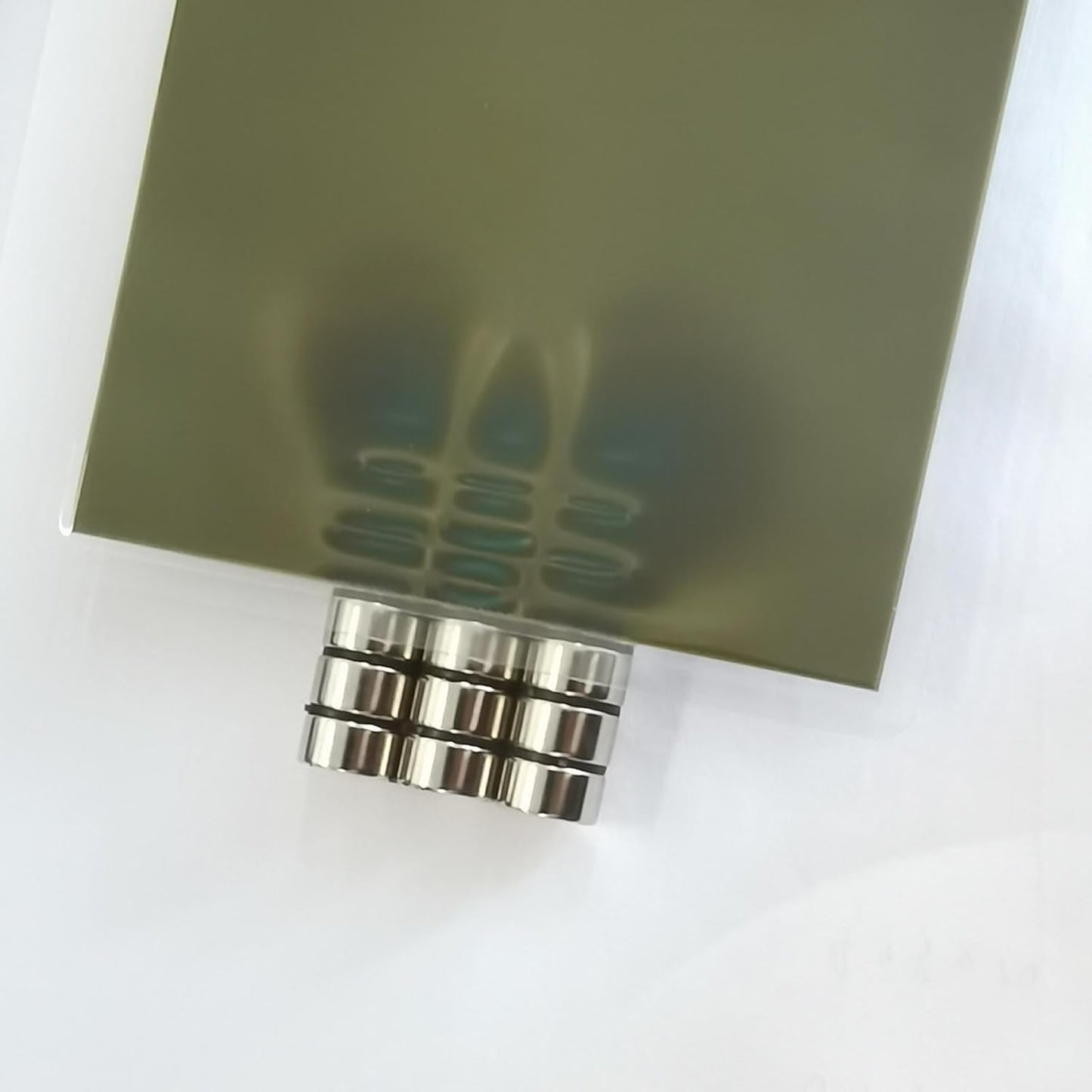 Magnetic Field Viewing Film 4"x6", Magnetic Flux Display,Magnetic Field Detector & Visual Aid for Physics Education,Ideal for Research & Magnetism Demonstrations,Cool Magnets Science Kit