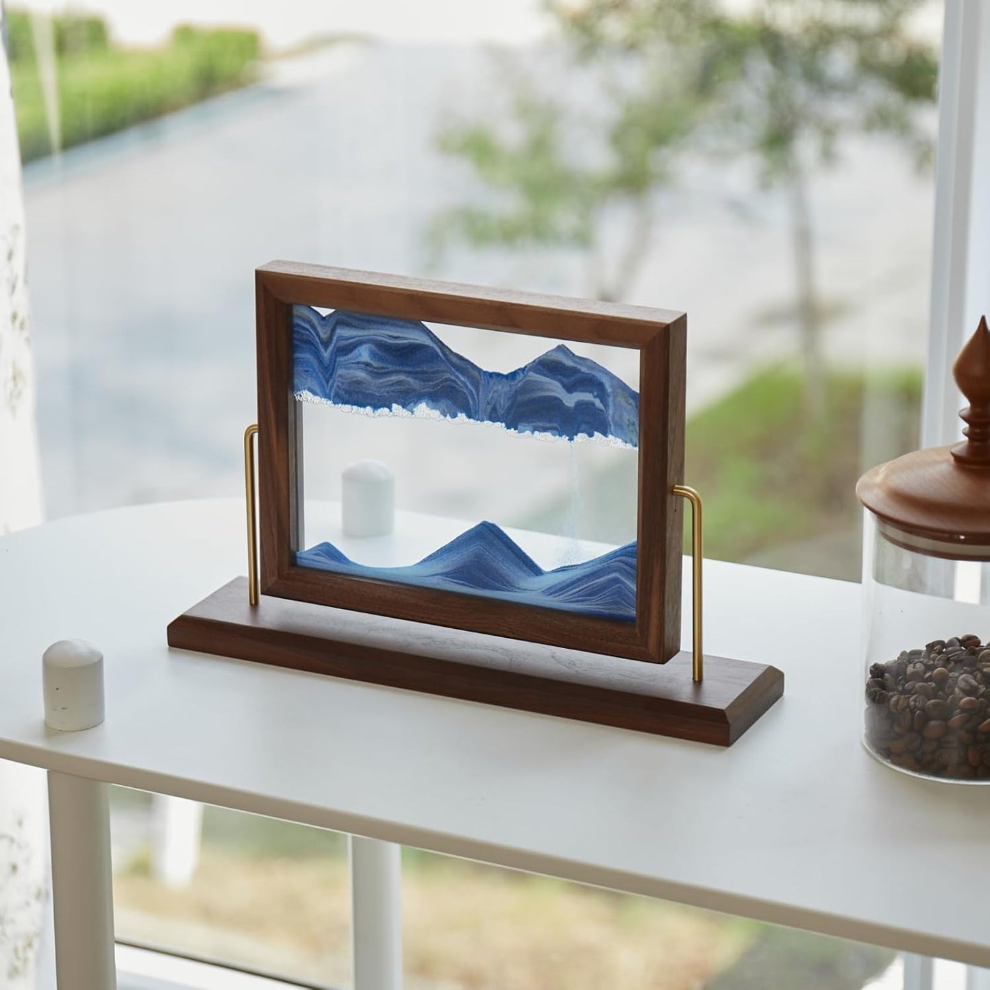 Solid Wood Oasis Mini Art Liquid Motion 360-Degree Rotation, Made of Black Walnut and H62 Brass, 3D Highly Transparent Office Decor (Desert)