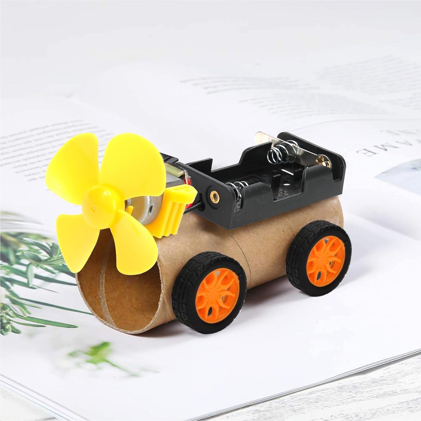 Sntieecr 6 Set 131 PCS DC Motors Kit, Mini Electric Motor 1.5-3V 15000RPM with 66 PCS Plastic Gears, Shaft Propeller, Bulbs, Buzzer Sounder, Science Experiment Set for Kid DIY STEM Engineering Project