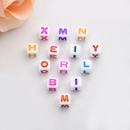 DAHI 400PCS Cube Letter Beads 8mm Alphabet Bead Colorful A-Z Acrylic Letter Beads for Jewelry Making (Color White 8x8mm)