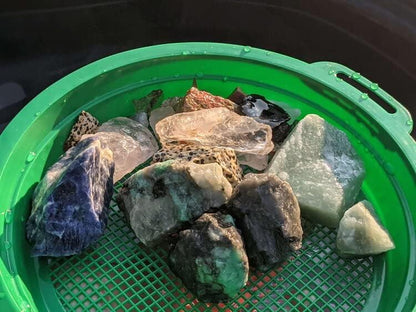 LIL' PROSPECTORS Emerald Mix Gem Mining Kit (Mix Only)