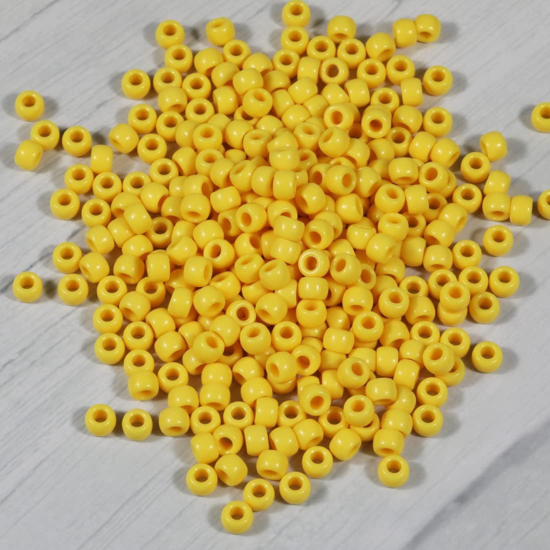 Bala&Fillic 6x9mm Army Green Pony Beads with Smooth Surface 1000pcs Crayon Color Craft Beads (Army Green)
