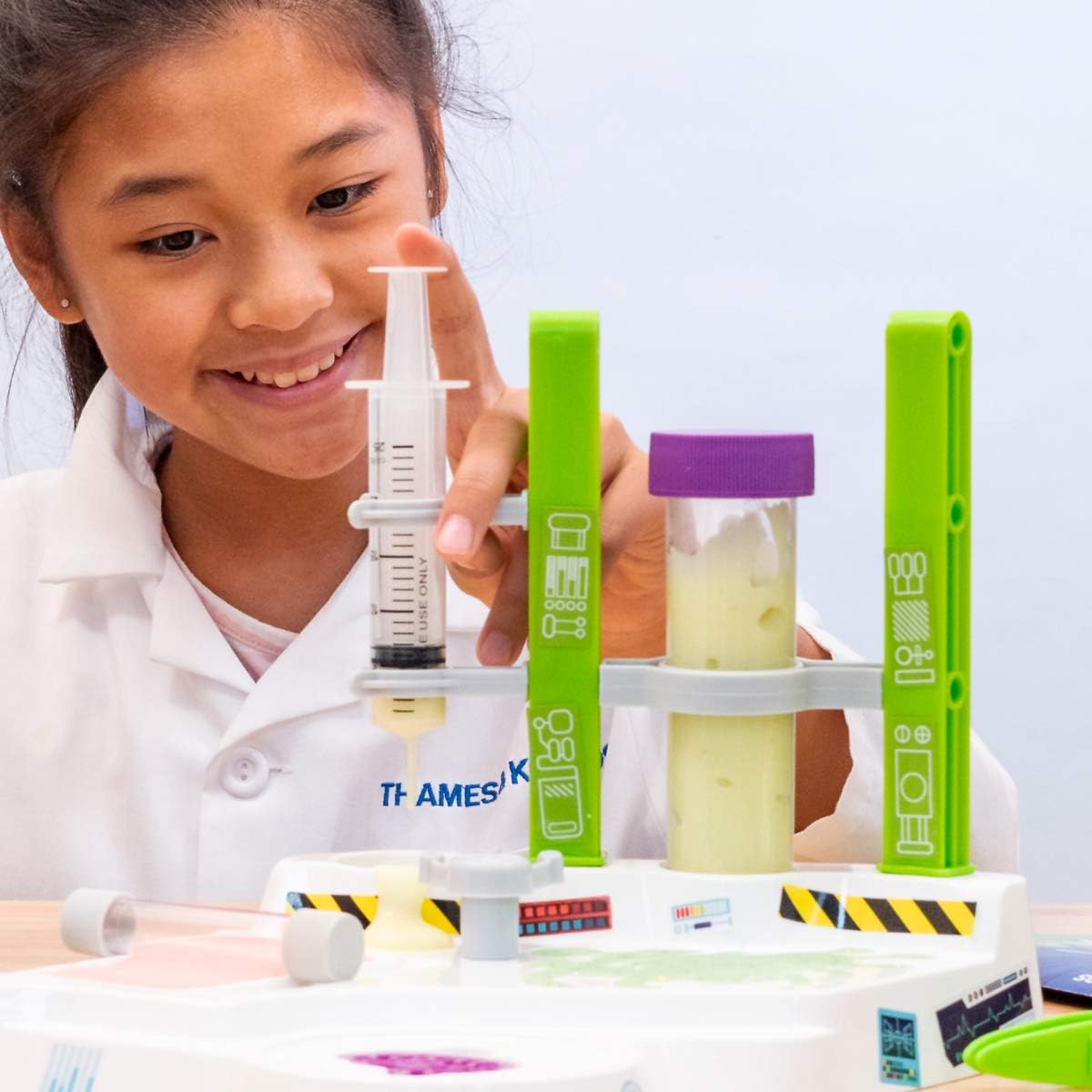 Thames & Kosmos Ooze Labs Colorful Crystal Lab STEM Experiment Kit & Lab Setup | Awesome Geometric Crystals, Dazzling Displays, with 11 Shiny, Sparkly, Safe Experiments | Stickers to Decorate Your Lab