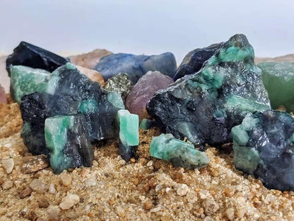 LIL' PROSPECTORS Emerald Mix Gem Mining Kit (Mix Only)