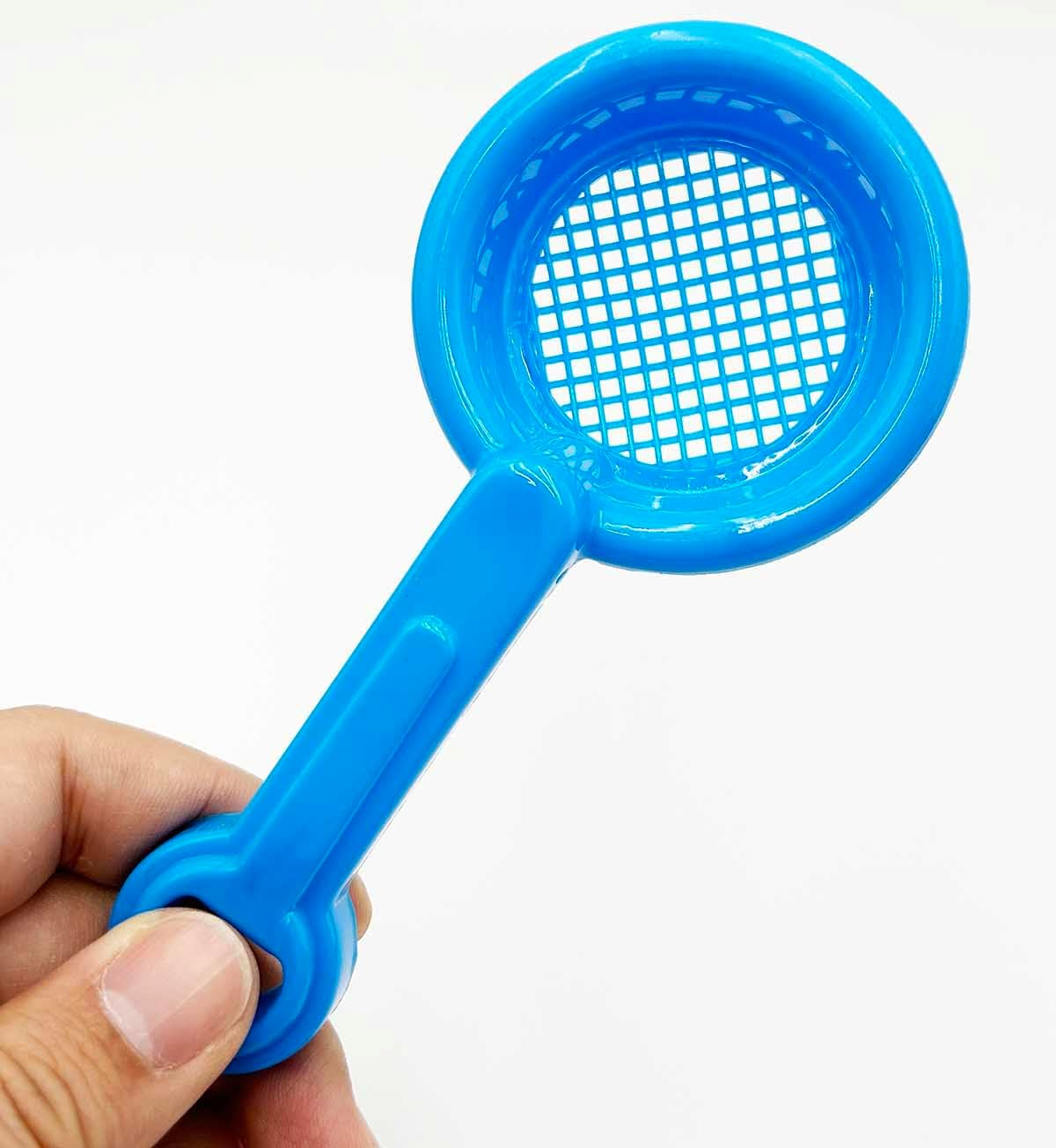 15 Pieces Sensory Bin Filler Sensory Motor Aids, Fine Motor Skills Handy Scooper Set with 5 Scoops, Silicone Tongs, Plastic Forceps, Scissors Clip, Air Pump, Dropper