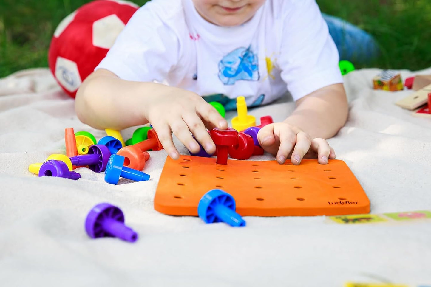 Toddler Peg Board Sensory Montessori Fine Motor Skills Educational Toys - 30 Stackable Pegs + Pattern Card + Drawstring Backpack + E-Book