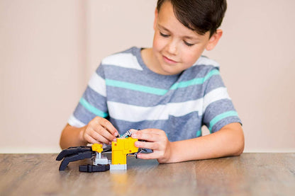 4M 5576 Table Top Robot - DIY Robotics Stem Toys, Engineering Edge Detector Gift for Kids & Teens, Boys & Girls (Packaging May Vary)