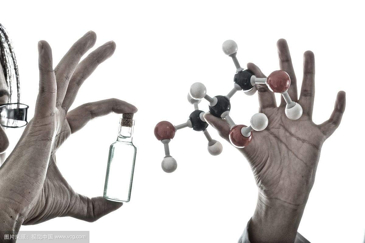 LINKTOR Chemistry Molecular Model Kit (444 Pieces), Student or Teacher Set for Organic and Inorganic Chemistry Learning, Motivate Enthusiasm for Learning and Raising Space Imagination, A Fullerene Set