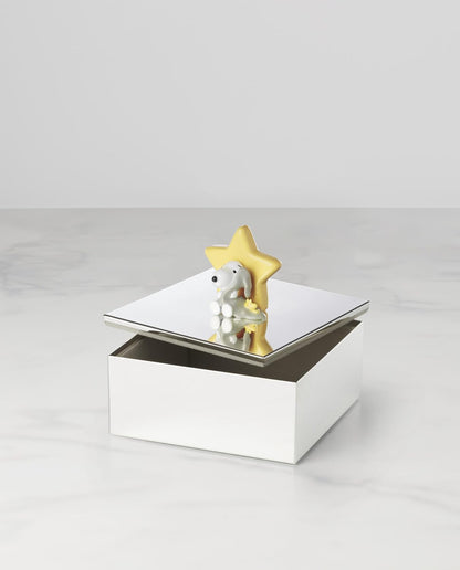 Reed and Barton Home Decor, Little Snoopy Musical Water Globe, Made from Metal & Glass, Room Decor, Plays Rock-A-Bye Baby, Snow Globe, Kids Gift, Decorations, Snoopy Design (Silver & White, 1 Piece)