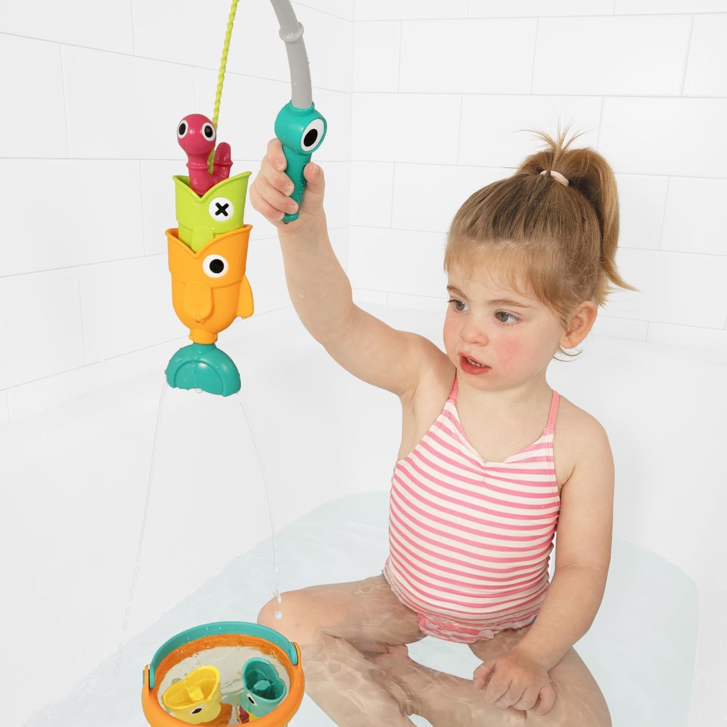 Yookidoo Ice Cream Bucket - Baby Bath Toys Scoop 'N' Splash Set with Floating Cups and Ice Cream Scooper - Water Toys for Toddlers Bathtime Fun