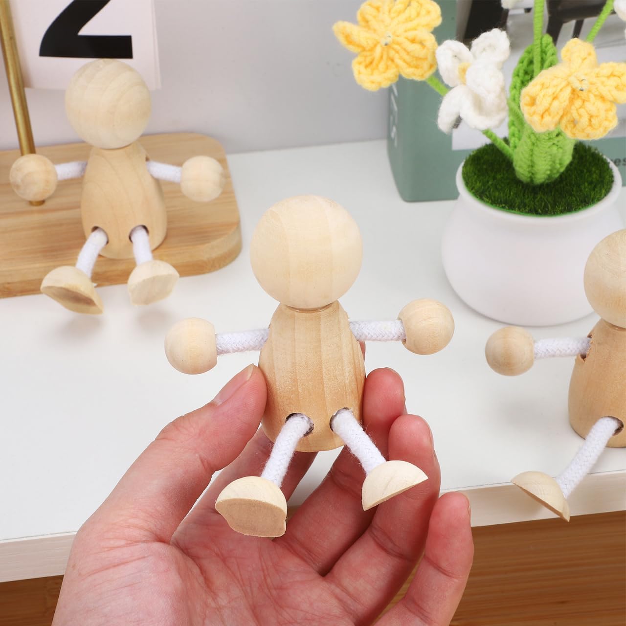 Tofficu 4pcs Unfinished Wooden Peg Dolls for Painting DIY Craft Peg People Figures for Teens Mini Natural Wood Figurines for Arts and Crafts Projects