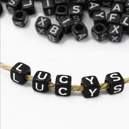 DAHI 400PCS Cube Letter Beads 8mm Alphabet Bead Colorful A-Z Acrylic Letter Beads for Jewelry Making (Color White 8x8mm)