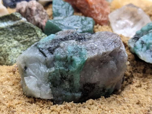 LIL' PROSPECTORS Emerald Mix Gem Mining Kit (Mix Only)