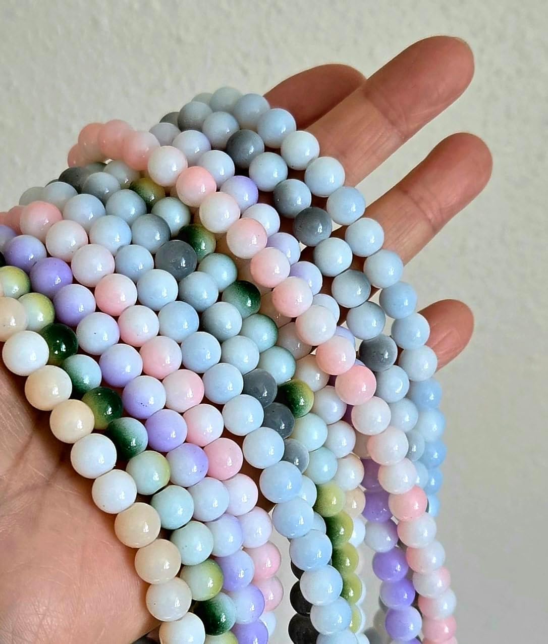 8mm Glass Beads Round Bulk for Bracelet, Glow in Dark Beads, DIY Jewelry Windchime Suncatcher Party Supplies, 300 pcs