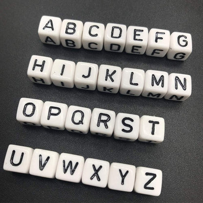DAHI 400PCS Cube Letter Beads 8mm Alphabet Bead Colorful A-Z Acrylic Letter Beads for Jewelry Making (Color White 8x8mm)