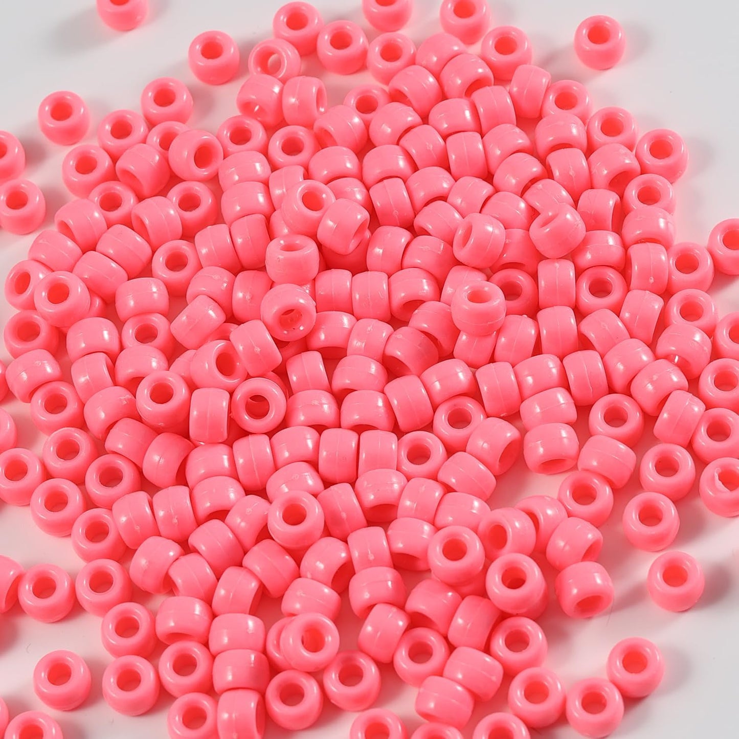 Gxueshan 1000 Pcs Acrylic Black Pony Beads 6x9mm Large Hole Pen Hair Kandi Beads Bulk for Friendship Bracelet Necklace Jewelry Making Earring Braiding Kit