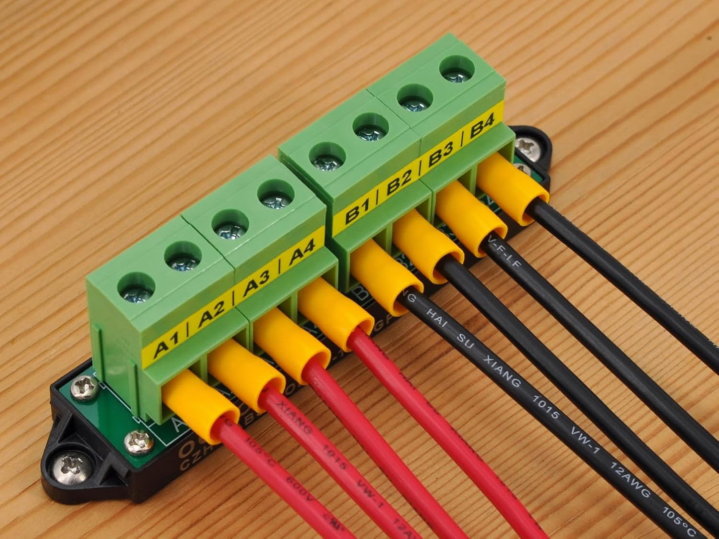30Amp 300V 1x10 Position Terminal Block Distribution Module. OONO D-1661GP