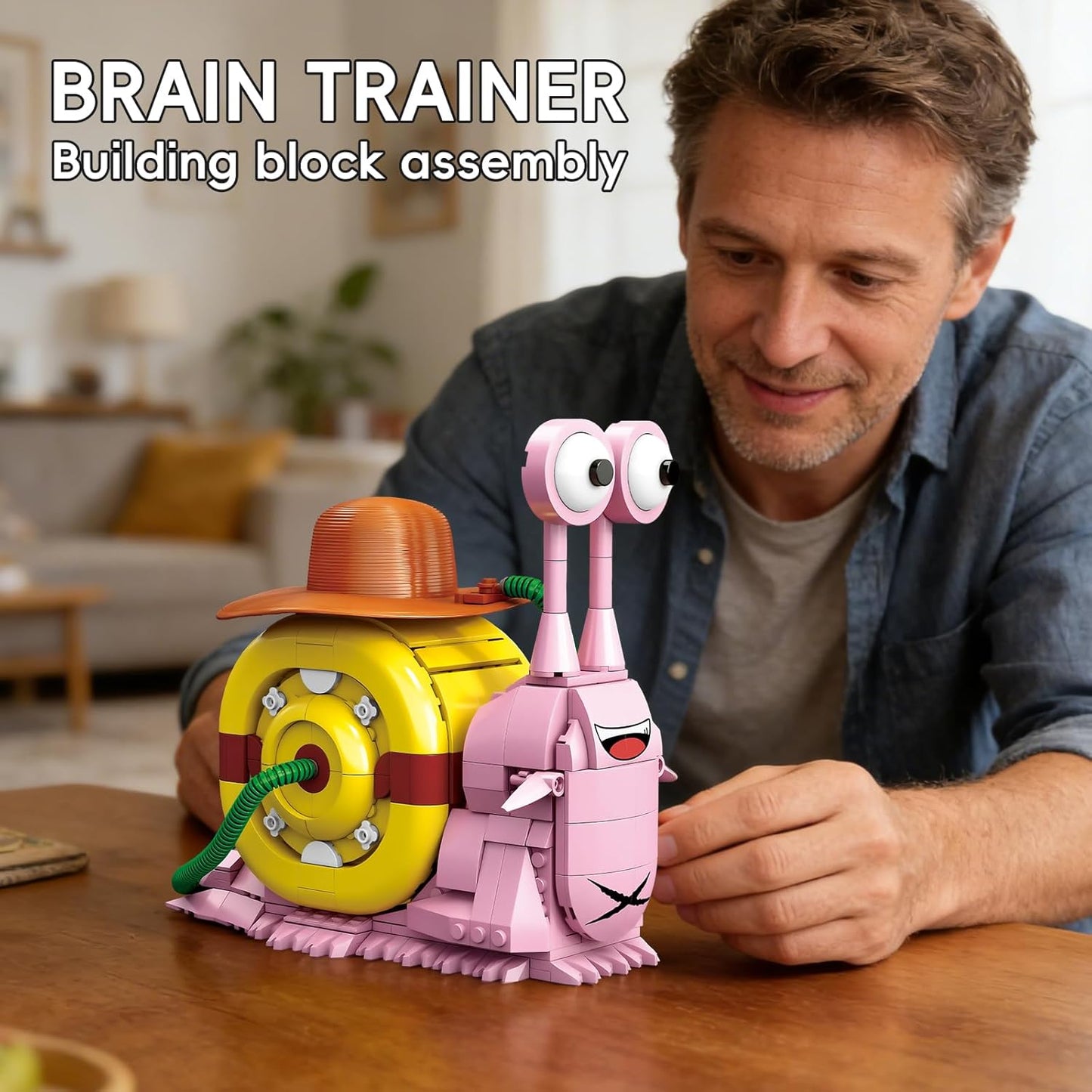 Anime Snail Phone Bug Building Block Set 573 PCS Pirate Transponder Snail Model with Straw Hat Creative Manga Desk Decor & Construction Toy Gift for Adults and Teens