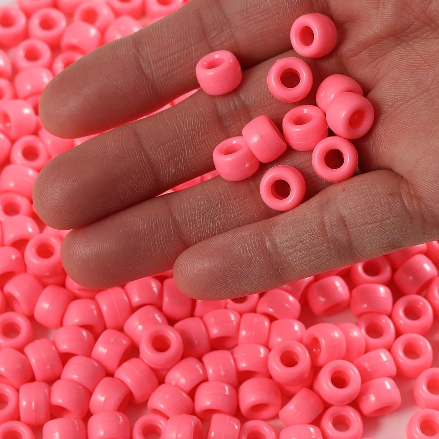 Gxueshan 1000 Pcs Acrylic Black Pony Beads 6x9mm Large Hole Pen Hair Kandi Beads Bulk for Friendship Bracelet Necklace Jewelry Making Earring Braiding Kit