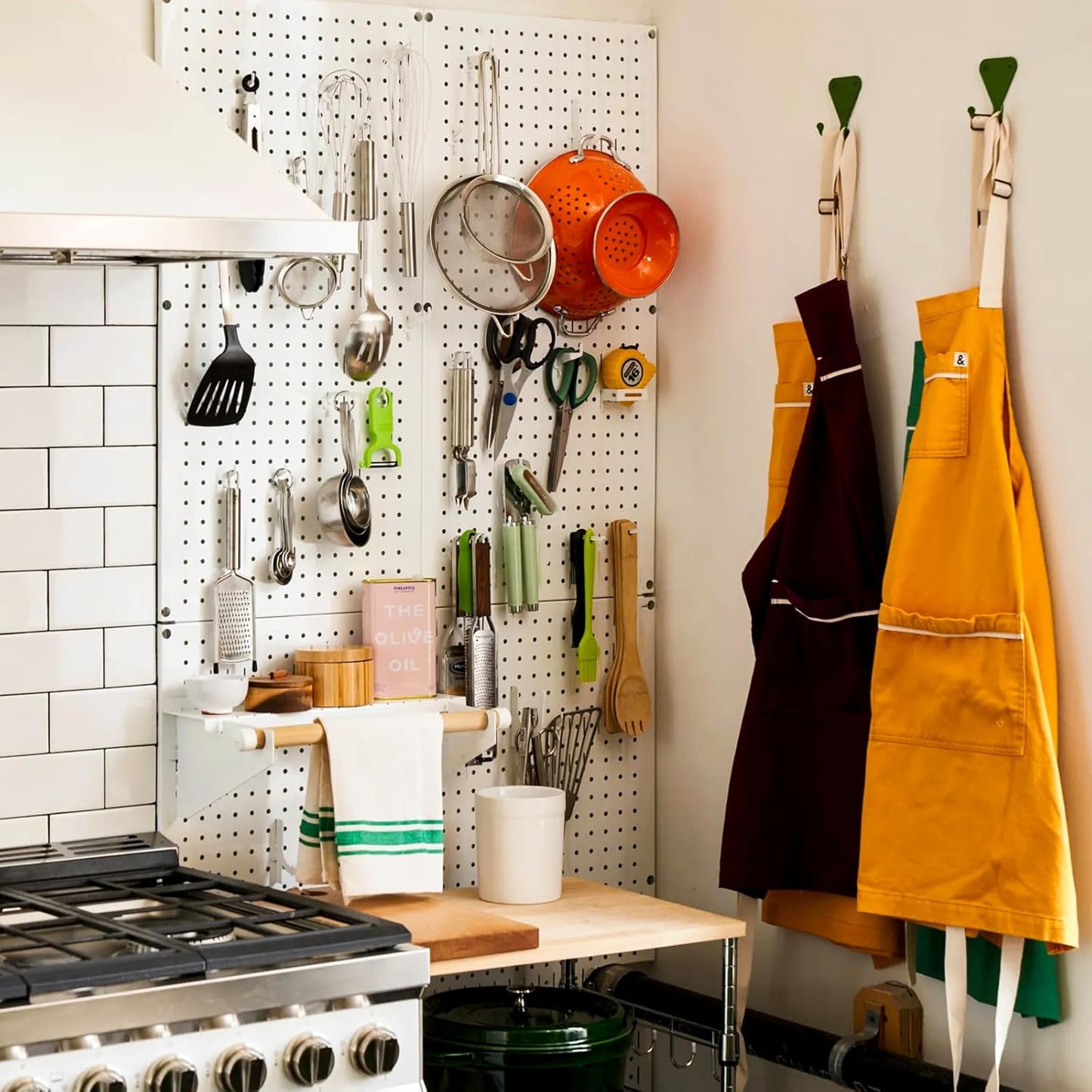 6Pcs Pegboard, Peg Board, Pegboard Wall Organizer, Mount Display Pegboard Kits fit Pegboard Storage, Small Pegboard for Craft Room Garage Kitchen, Peg Boards for Walls - White Pegboards Panels