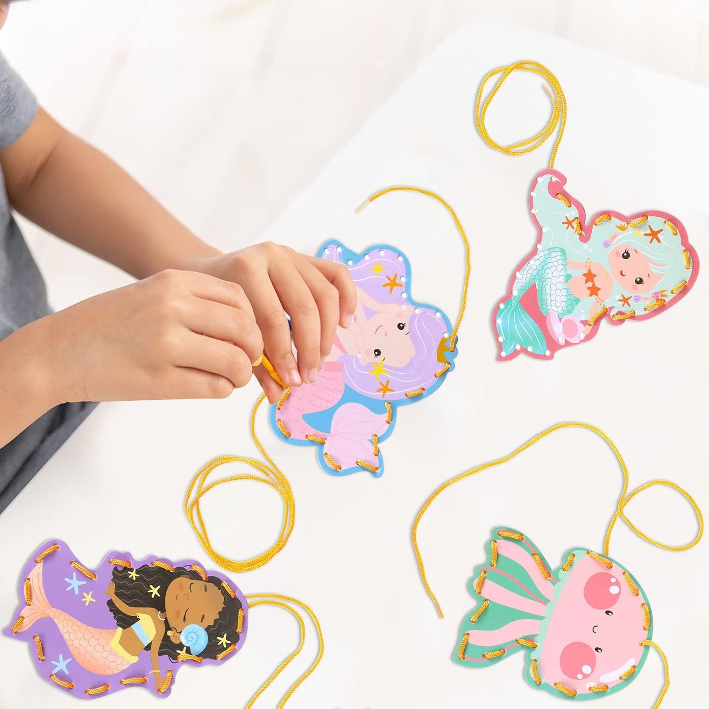 Pajean 10 Pcs Kids Lacing Cards Double Sided Animal Sewing Cards Kits 10 Styles Lacing Toy Crafts for Toddler Ages 3+ Developing Imagination Preschool Learning Activity Supplies(Farm Style)