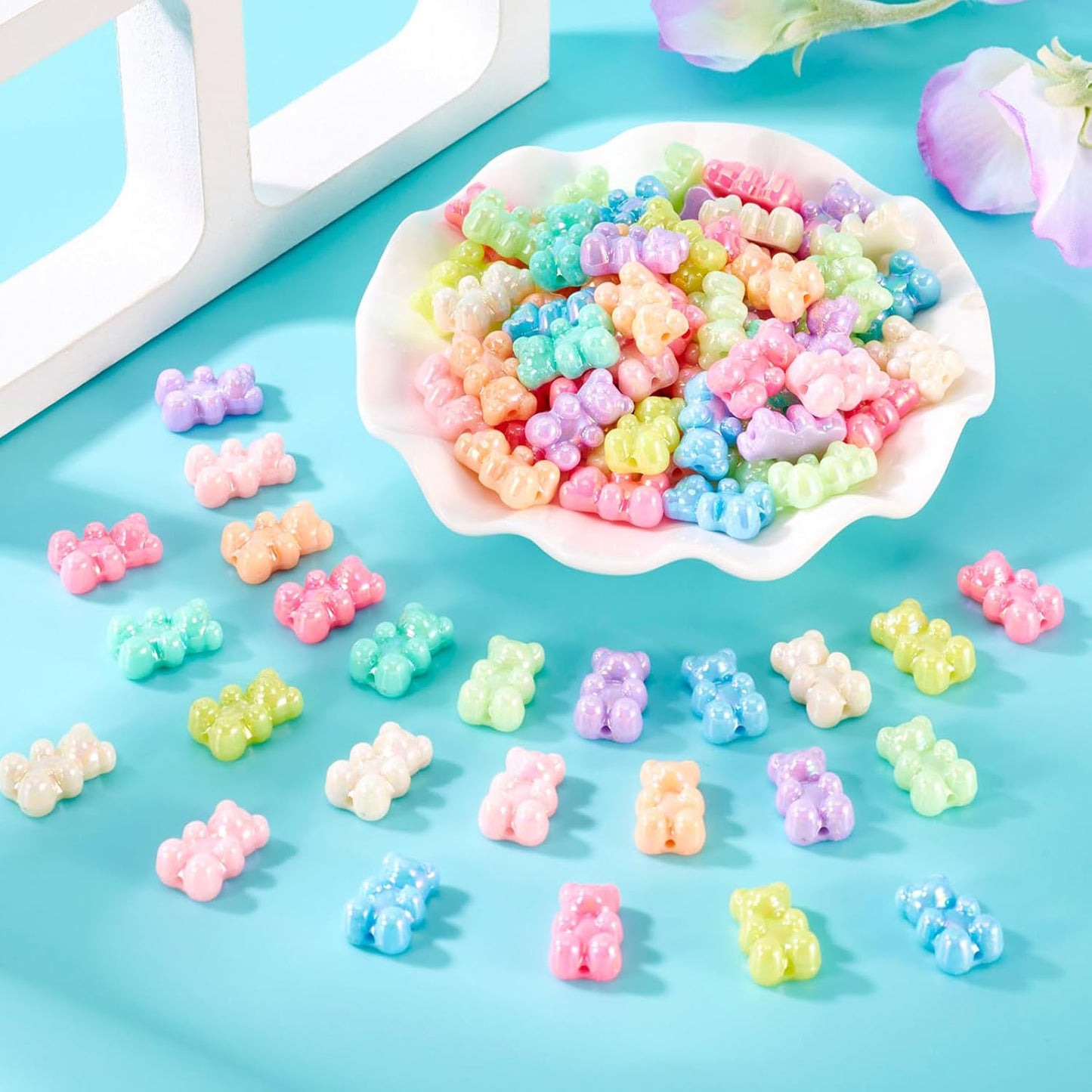 Kissitty 100Pcs Clear Acrylic Bear Beads Cute Bears Loose Beads Bulk Transparent Gummy Bear Spacer Bead Counting Bears for Bracelet Adults Necklace Earring Crafts Bag Key Chain DIY Jewelry Making