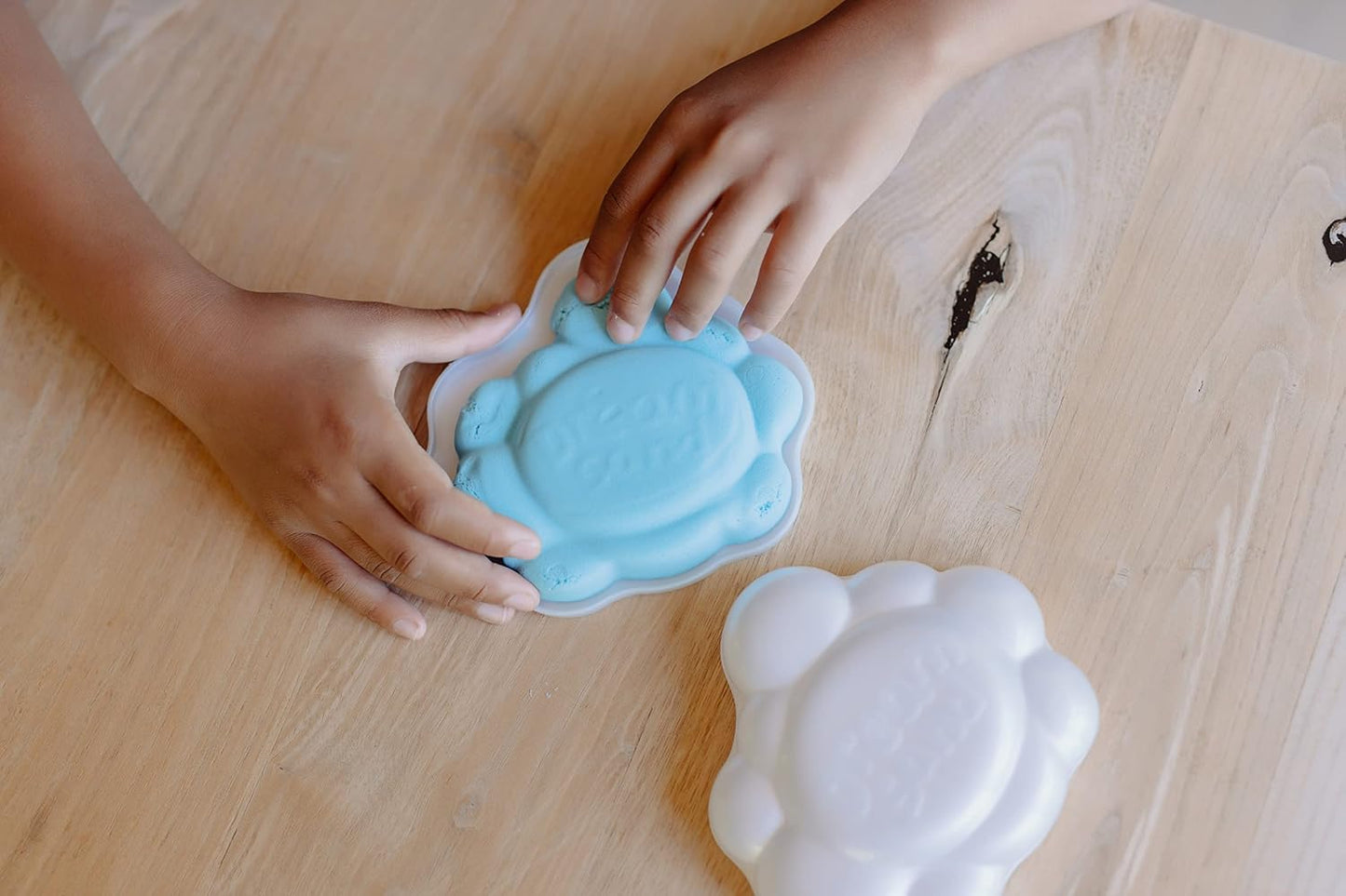Chuckle & Roar Dream Sand, Blue