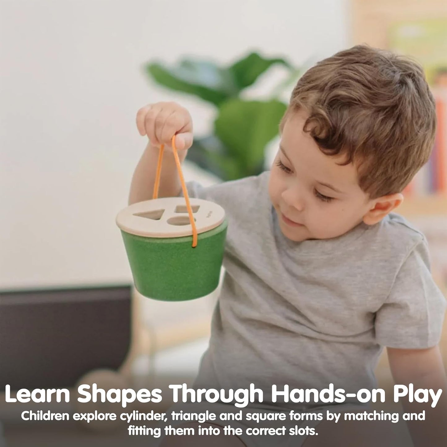 PlanToys® Geo Sorting Bucket | Wooden Shape Matching Toy for Toddlers 12M+ | Montessori Educational Sorting Toy with 3D Blocks | Develops Shape Recognition, Problem-Solving & Fine Motor Skills