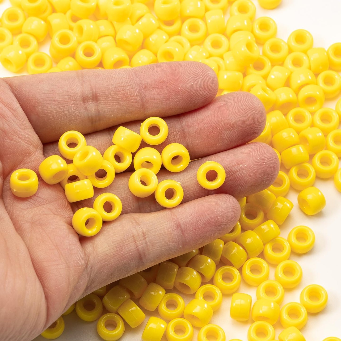 Gxueshan 1000 Pcs Acrylic Black Pony Beads 6x9mm Large Hole Pen Hair Kandi Beads Bulk for Friendship Bracelet Necklace Jewelry Making Earring Braiding Kit