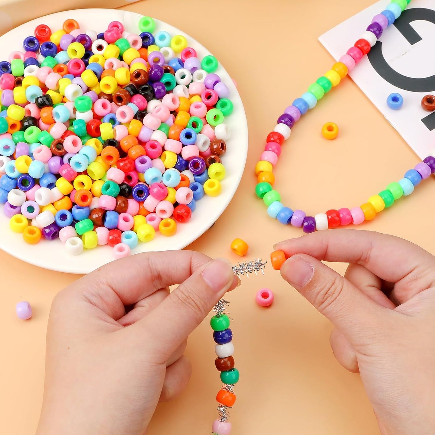 UPINS 1200Pcs Christmas Pony Beads Friendship Plastic Small Hair Beads Red Green White Pony Beads for Necklace Supplies (Christmas)