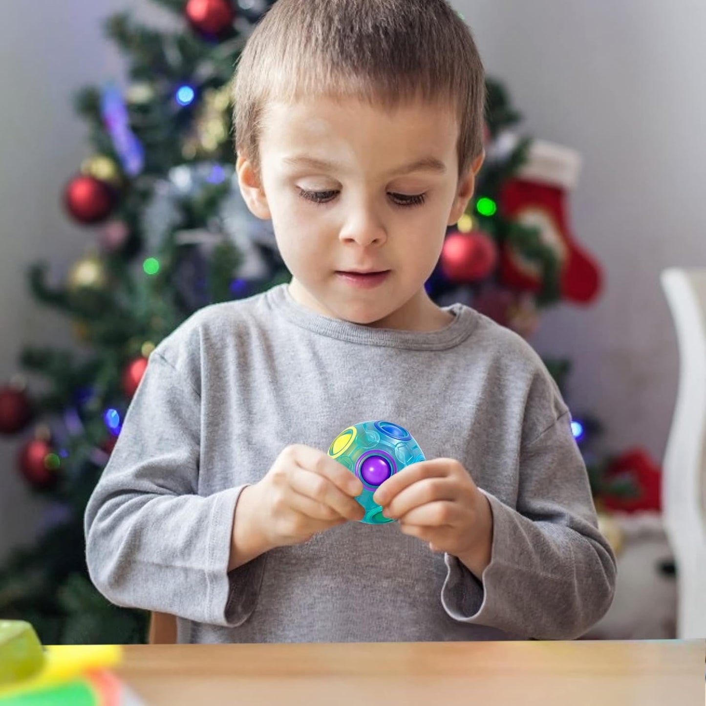 Vdealen Magic Rainbow Puzzle Ball, Fidget Ball Puzzle Brain Teaser Fidget Toy for Boys & Girls- Birthday Party Easter Valentines Christmas Stocking Stuffers for Kids Teen & Adults(Off White)