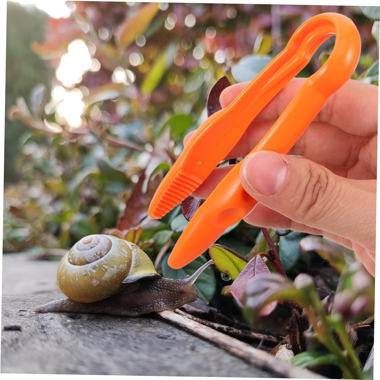 6Pcs Plastic Tweezers for Fine Motor Skills Development Grasping Tools for Outdoor Exploration and Imaginative Play Enhance Hand Eye Coordination and Creativity
