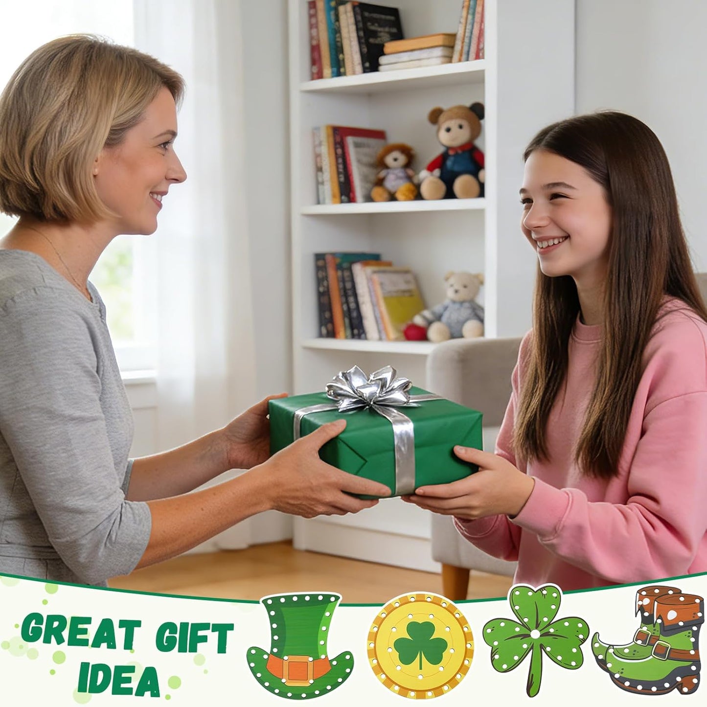Montessori Wooden-Lacing Cards, Fine Motor Skills, Cute Bear Lacing Cards (Forest)