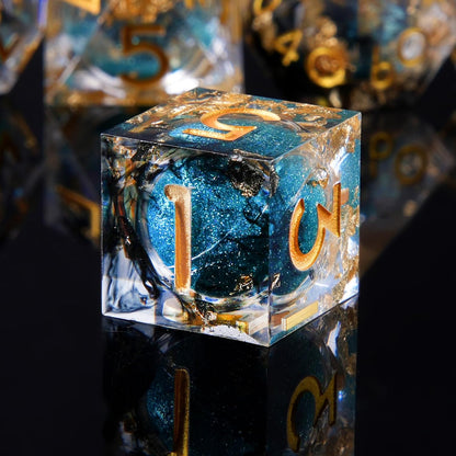 Liquid Core DND Dice Set, 7pcs Sharp Edge Dice for Role Playing Dungeons and Dragons Ttrpg with Gift Box, Handmade Resin D&D Dice RPG Role Playing Games Dice Set(Blue Gold)