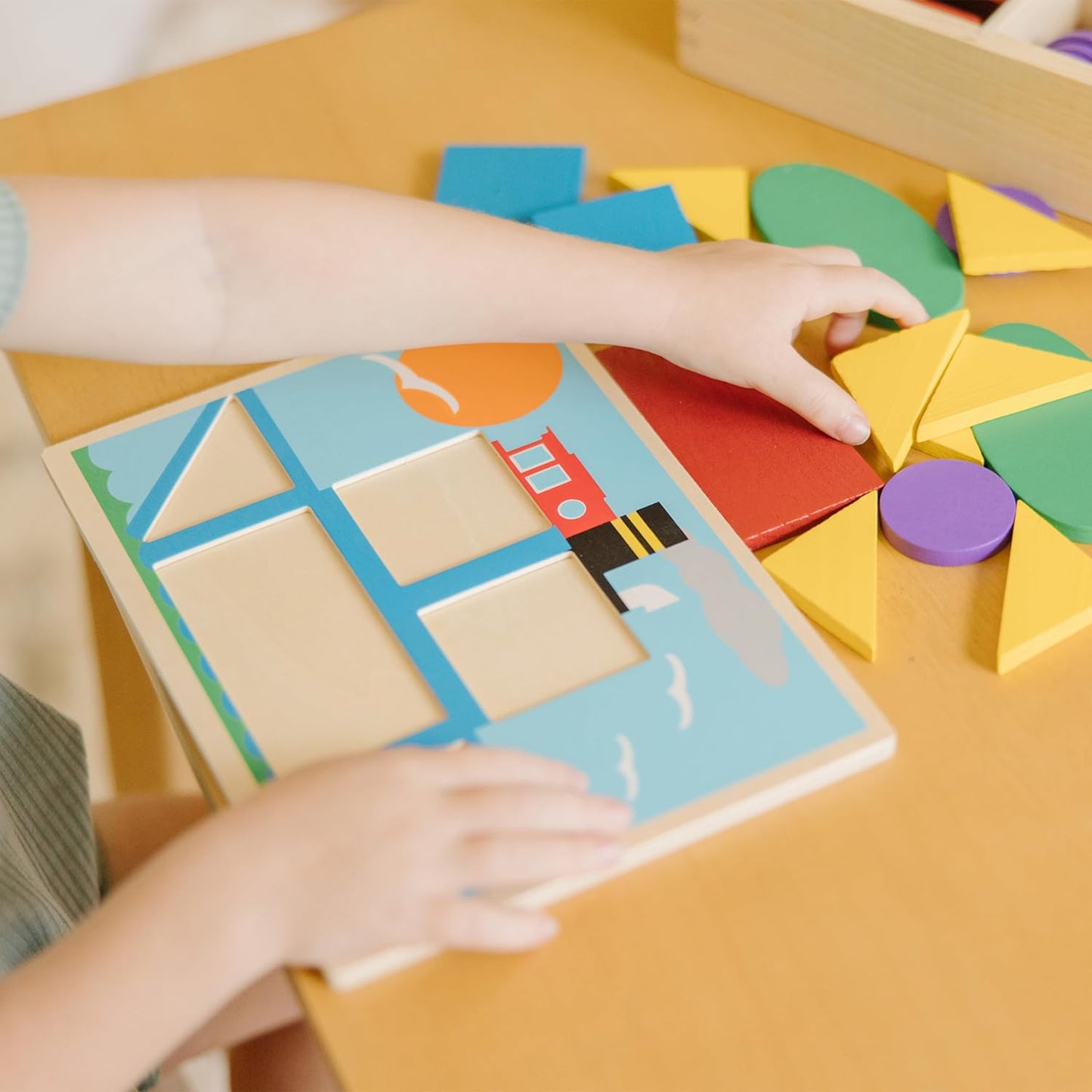 Melissa & Doug Beginner Wooden Pattern Blocks Educational Toy (5 Double-Sided Scenes and 30 Shapes, Great Gift for Girls and Boys - Best for 3, 4, and 5 Year Olds)