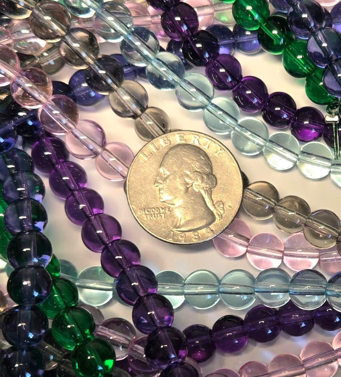 8mm Glass Beads Round Bulk for Bracelet, Glow in Dark Beads, DIY Jewelry Windchime Suncatcher Party Supplies, 300 pcs
