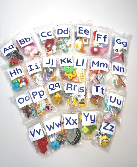 Say & Play Alphabet Objects Set, 130+ Beginning Sound Trinkets for Phonics and Speech Therapy, 5 per Letter A-Z, Montessori Learning Materials