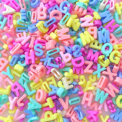 300+ Pieces 9x12mm Big Large Alphabet Letter Beads Charms A-Z Mixed Plastic Shape Loose Bead for Jewelry Making Bracelets Necklaces Key Chains (Classic Solid Colors)