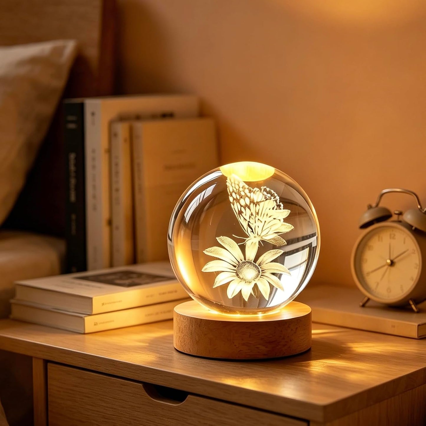 3D Solar System Crystal Ball, 2.4in Universe Gifts Decorative Quartz Glass Ball, Space Laser Engraved Model Astronomy Decor, Physics Display Sculpture Home Decor Crafts for Friends Mom Women Boys