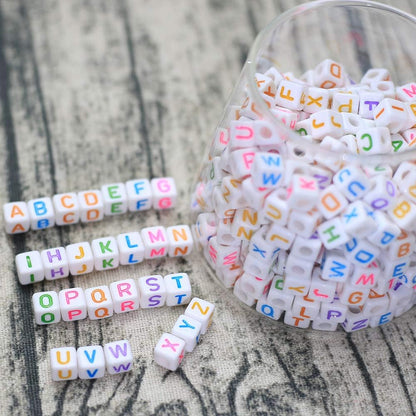 DAHI 400PCS Cube Letter Beads 8mm Alphabet Bead Colorful A-Z Acrylic Letter Beads for Jewelry Making (Color White 8x8mm)