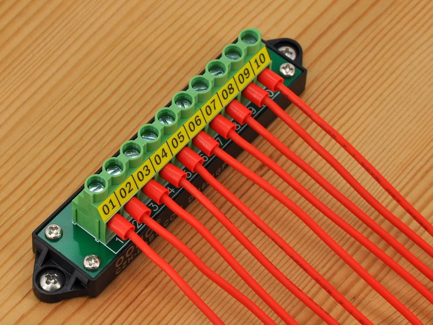 30Amp 300V 1x10 Position Terminal Block Distribution Module. OONO D-1661GP