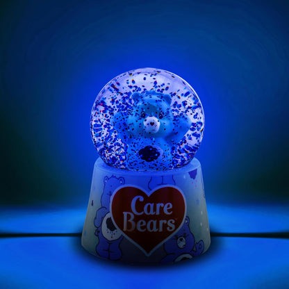 Silver Buffalo Disney Mickey and Friends Mini Light Up Snow Globe│Minnie Mouse│3.8 Inches Tall, 45mm (Small)